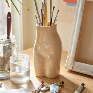 UO Female Form Vase - Color Peach